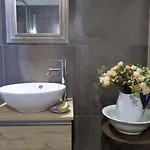 فيلة La Briciola لسا