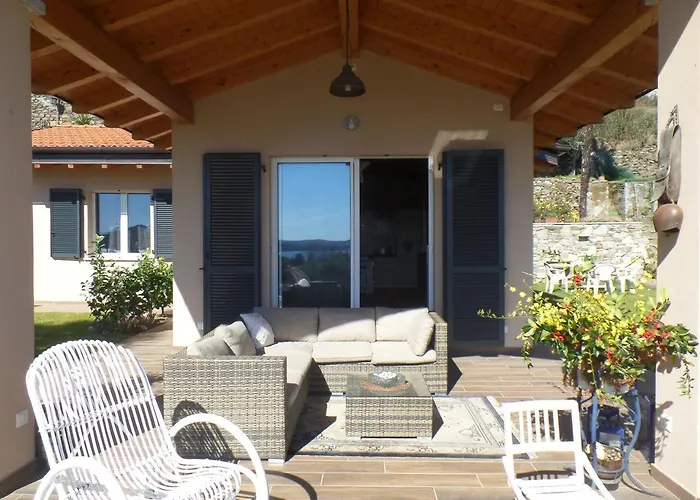 别墅 La Briciola 莱萨